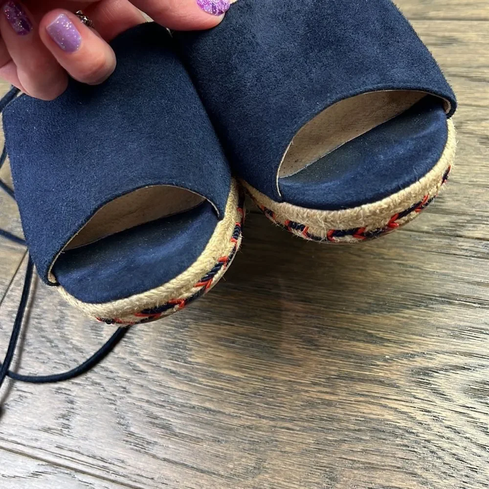 CABI Isla Wedge Navy Suede #6001 Sz 6 EUC